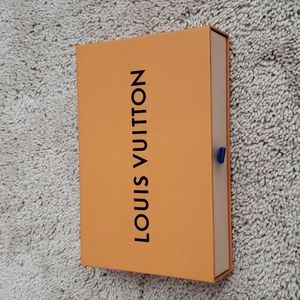 Louis vuitton gift box